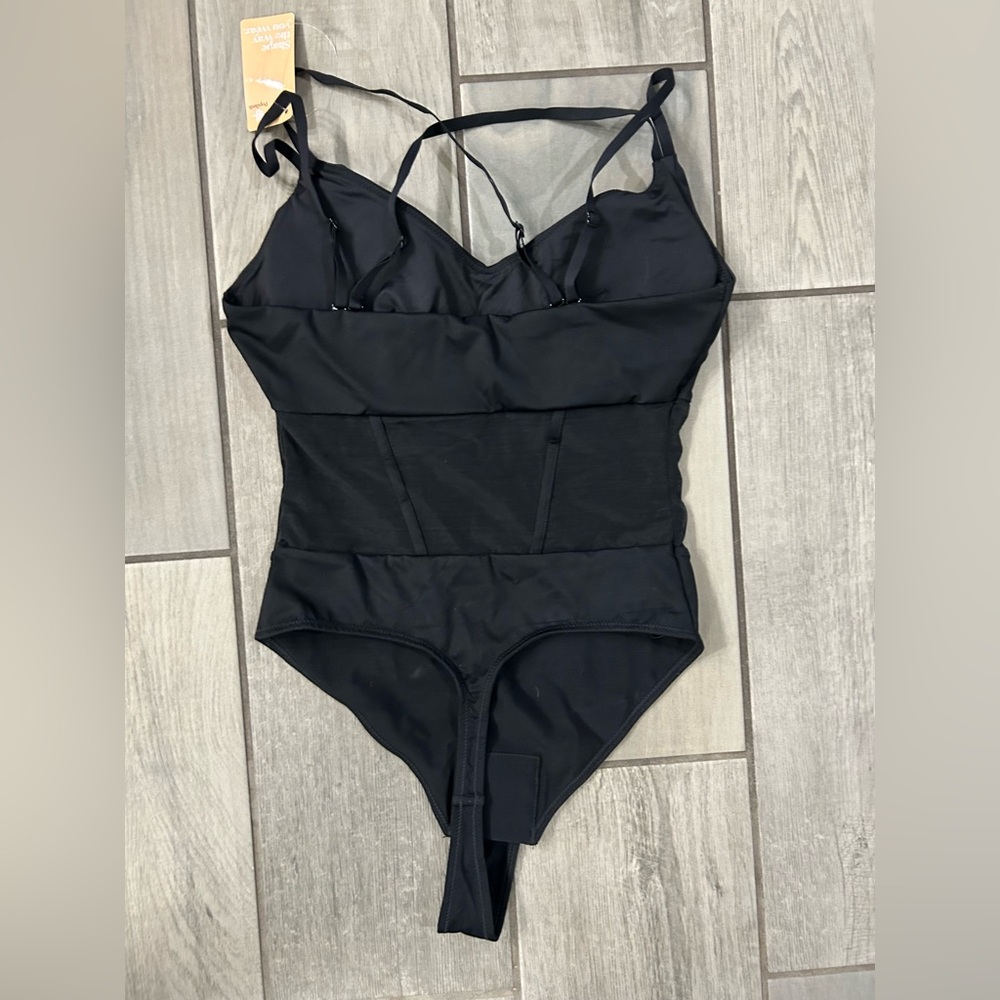 Popilush Shapewear Crisscross Back Illusion Mesh Sculpting Bodysuit - Picture 10 of 12